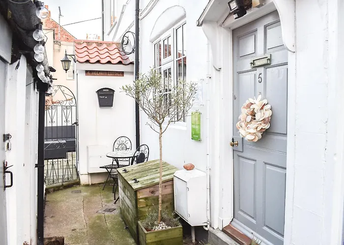 Sea Dog Cottage - Uk42479